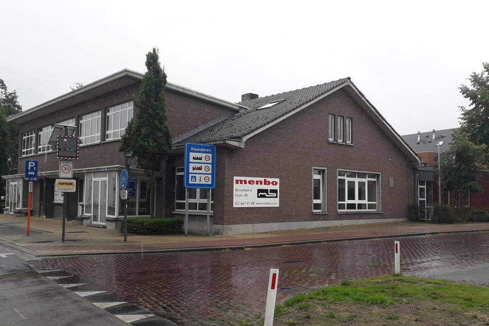 In het oude OCMW-gebouw in Kerkeneind, op de grens met Nederland richt AZ Klina een Zorgpunt in.
