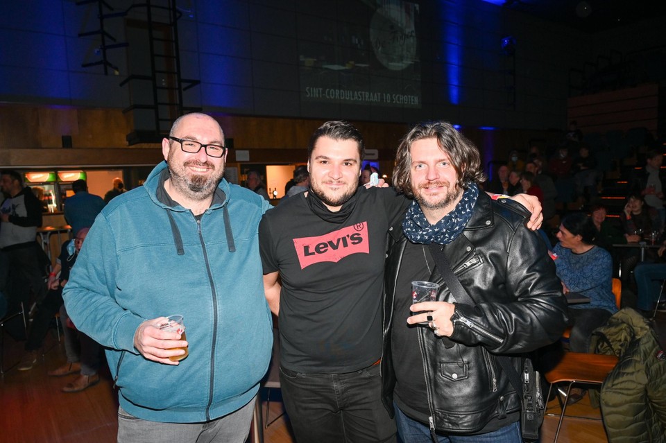 Nico De Cock, Edwin Risbourg en Stef Paglia van top of the bill The Bluesbones, die wat later een fantastisch optreden weggaven.