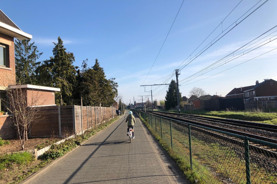 De autoluwe fietsroute tussen Herentals en Turnhout loopt ook door de Spoorwegstraat in Tielen. 