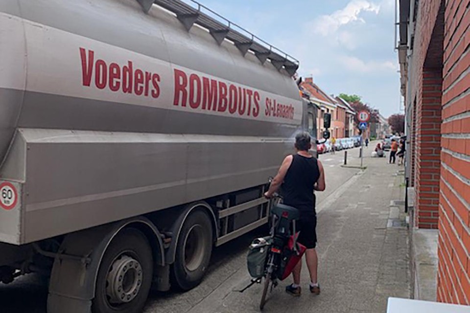 Te veel vrachtverkeer in de Hertoginstraat.
