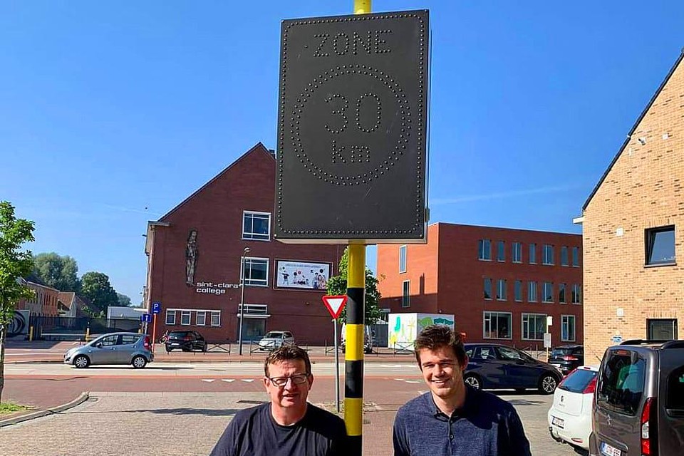 “Alle studies wijzen uit dat de veiligheid verhoogt naarmate de snelheid verlaagt”, zeggen Luc Van Steenbergen en Alek Dom.