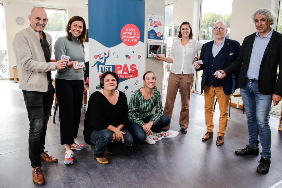 Ook in de bib kan je een UiTPAS kopen.