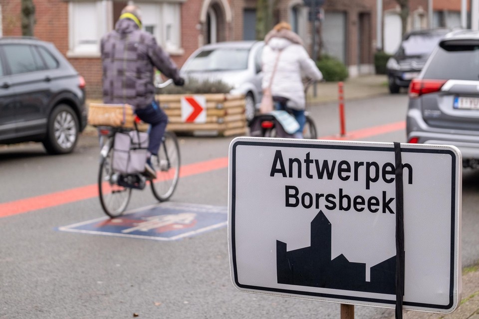 Borsbeek en Antwerpen hebben nog veel om over te onderhandelen. 