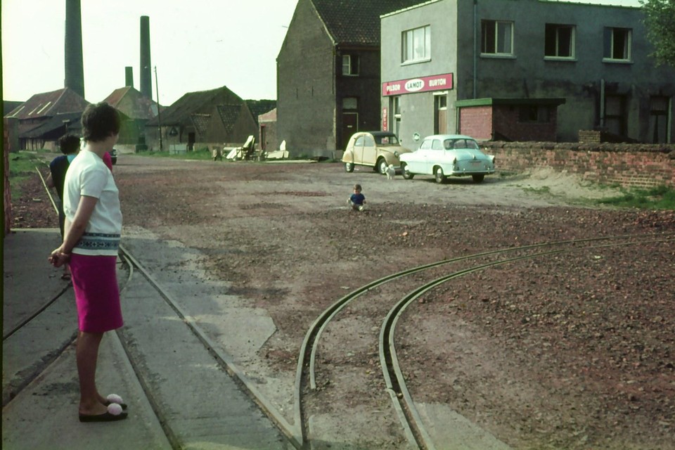 Een van de vele cafés (zonder naam) in de Polder in Terhagen