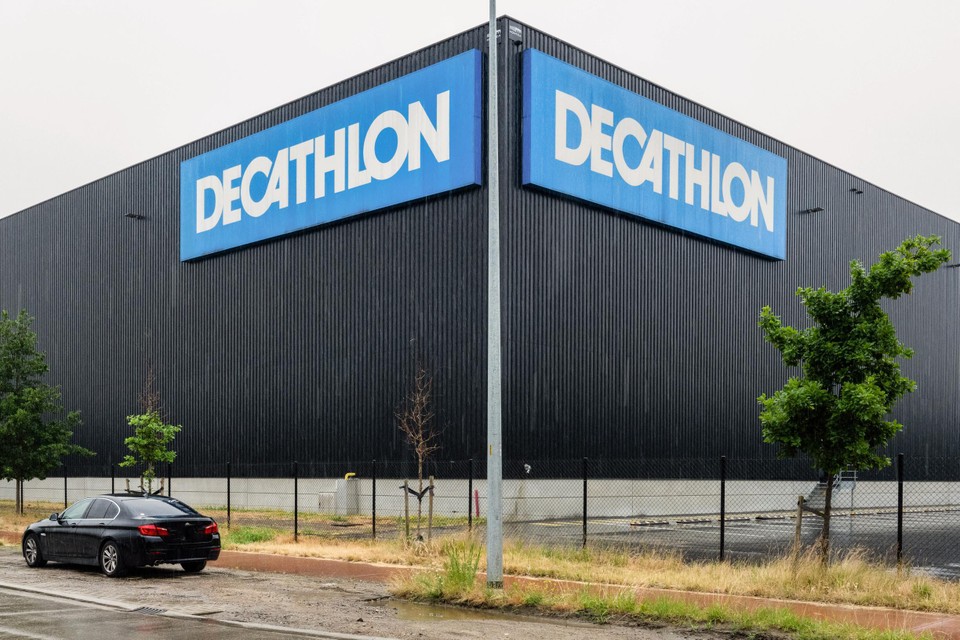 Het distributiecentrum van sportwinkelketen Decathlon in Willebroek.