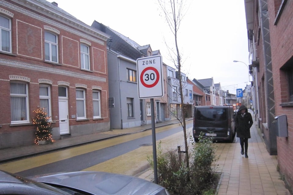 De N14 in het centrum van Broechem werd onlangs al een zone 30. Het bestuur gaat dit uitbreiden naar de omliggende straten en de andere deelgemeenten van Ranst.  