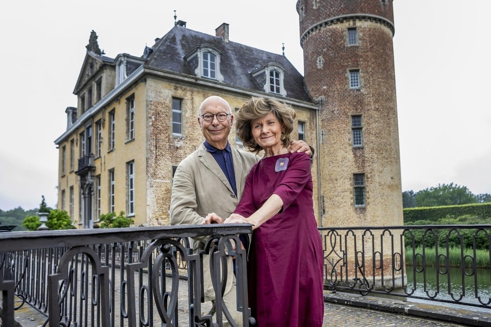 Axel en May Vervoordt: “Onze stijl is ongewoon in Antwerpse kastelen, we combineren hier verschillende stijlen.”  