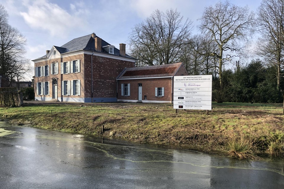 De oude pastorie met tuin en vest. Een gedroomde locatie voor een horecazaak.