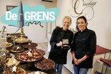 thumbnail: In De Chocolage in het Nederlandse Bladel maken Marjo Stals en dochter Najah Rashid chocolade volgens authentieke Moorse receptuur.