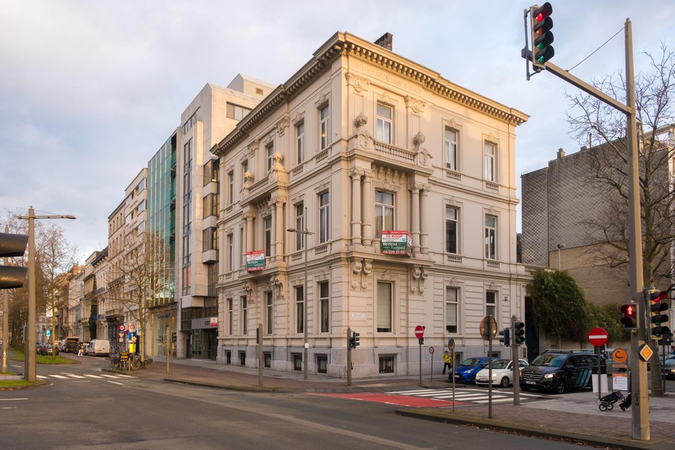 Huis Dhanis.