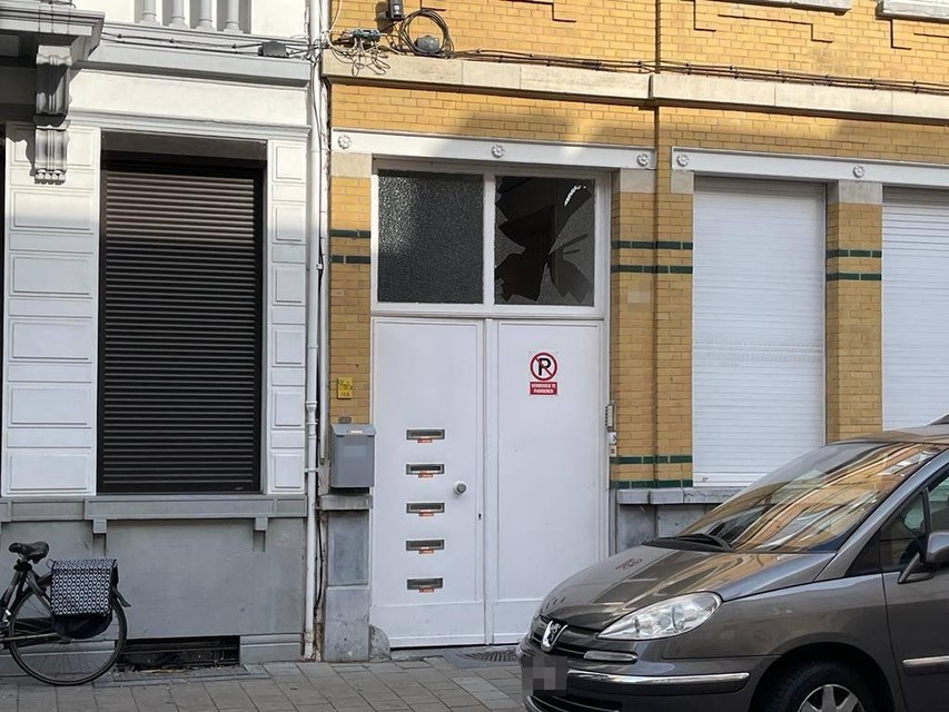 Schade in de Zegepraalstraat in Borgerhout.