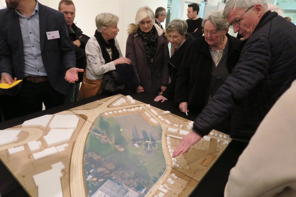 Een jaar geleden werden de ontwerpen voor alweer een nieuwe woonwijk – Ertbrugge – voorgesteld aan de inwoners van Wijnegem.