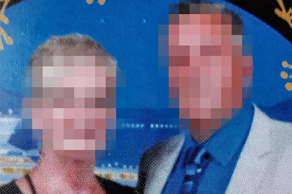 Paul V. op het kerstkaartje dat hij en zijn partner enkele weken voor de feiten verstuurden naar hun vrienden en familie.