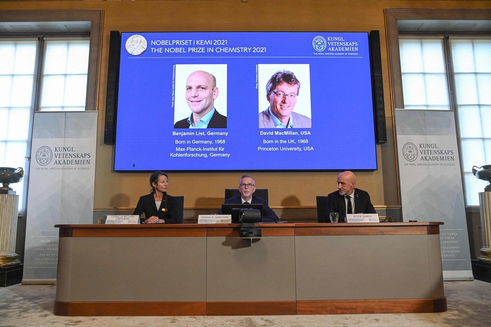 Benjamin List en David MacMillan winnen de Nobelprijs Chemie. 