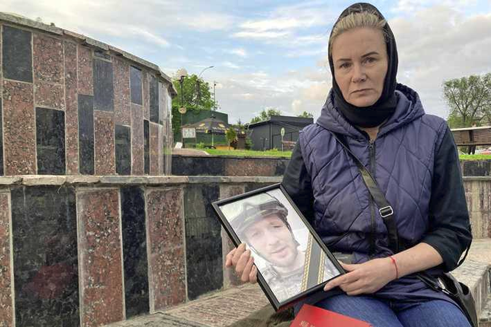 Taja Nikonets kreeg een e-mail waarin ze werd ingelicht over de dood van haar zoon die zich bij het Azov-bataljon bleek te hebben gevoegd.