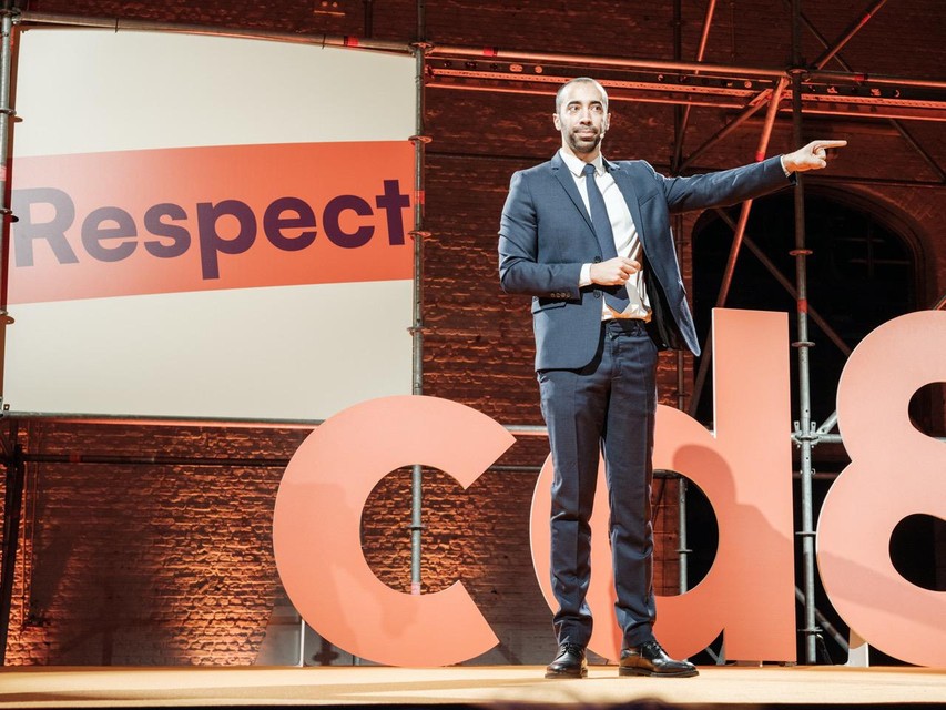 Samy Mahdi komt Brecht Chirstendemocratie uitleggen.