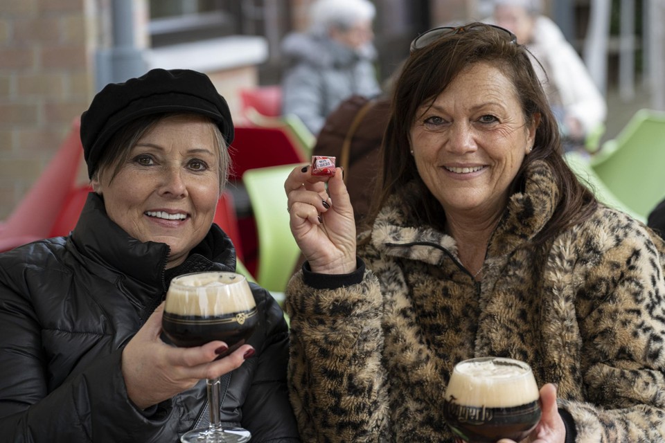 Linda en Chantal uit Geel: “Voila, dat is onze Valentijn, ons Mon Cherike”