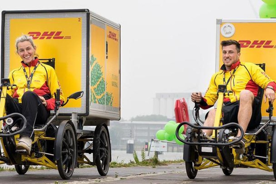 Met deze ‘cubicycles’ zullen de koeriers van DHL pakjes van Blue Gate naar de Antwerpse binnenstad brengen. 