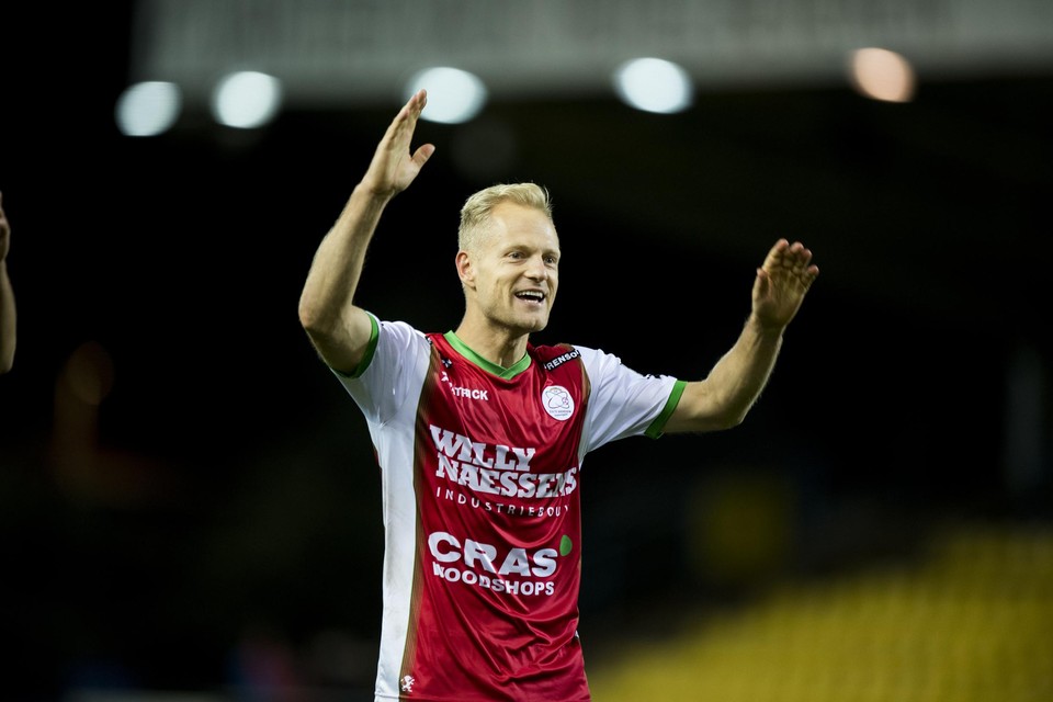 Olivier Deschacht is voetballer af.