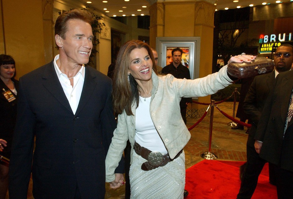 Maria Shriver e Arnold Schwarzenegger nel 2002. 