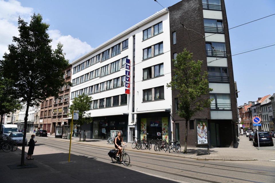 Alvo Proost in de Lange Leemstraat werd overgekocht door Jumbo.