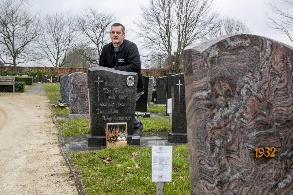 Paul De Roover had het graf van zijn verongelukte broer graag nog wat langer kunnen bezoeken.