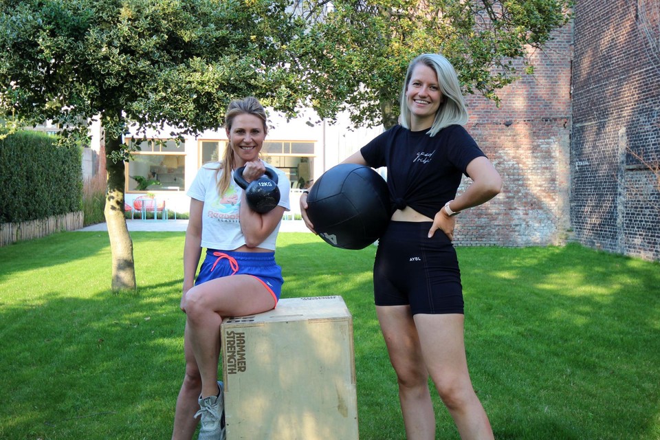 Lisbeth en Kristien trainen dames bij Studio Spark.