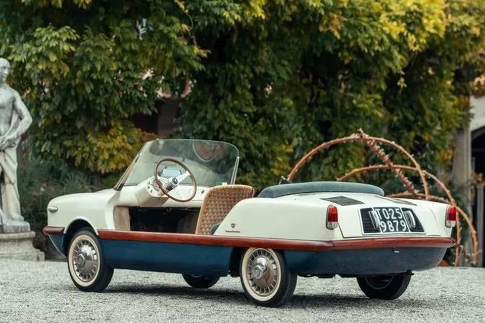 De legendarische Fiat 500 Spiaggina Carrozzeria Boano was op zijn eentje verantwoordelijk voor de creatie van een nieuw genre: de strandauto.