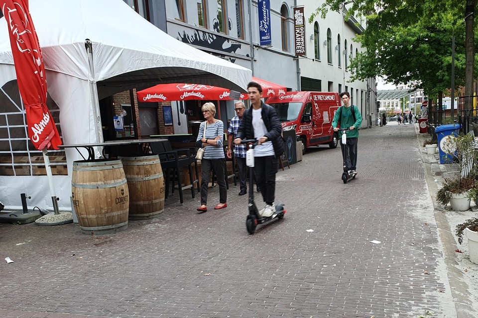 Elke maand gebruiken liefst 1.000 Sint-Niklazenaren een van de deelsteps.