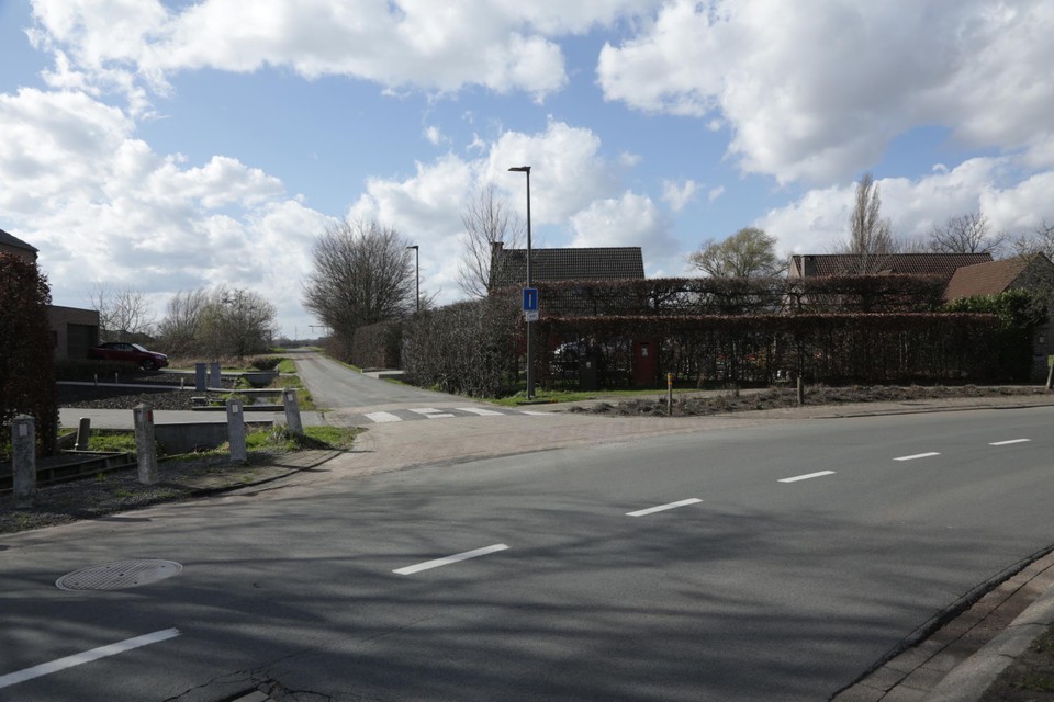 Samen met het spoorwegproject ‘Oude Landen’ zal de fietsostrade aan de Prinshoeveweg in een volgde fase doorgetrokken worden tot aan het Laar en Salaadweg.