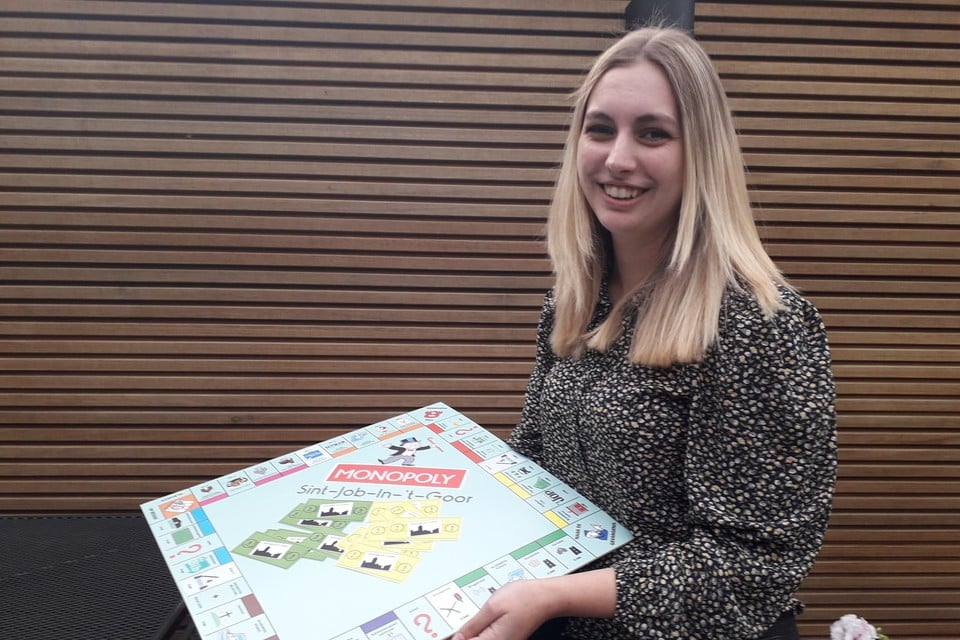Eline Persoons ontwierp een eigen Sint-Jobse versie van het klassieke bordspel Monopoly en deelt dit nu met iedereen online.