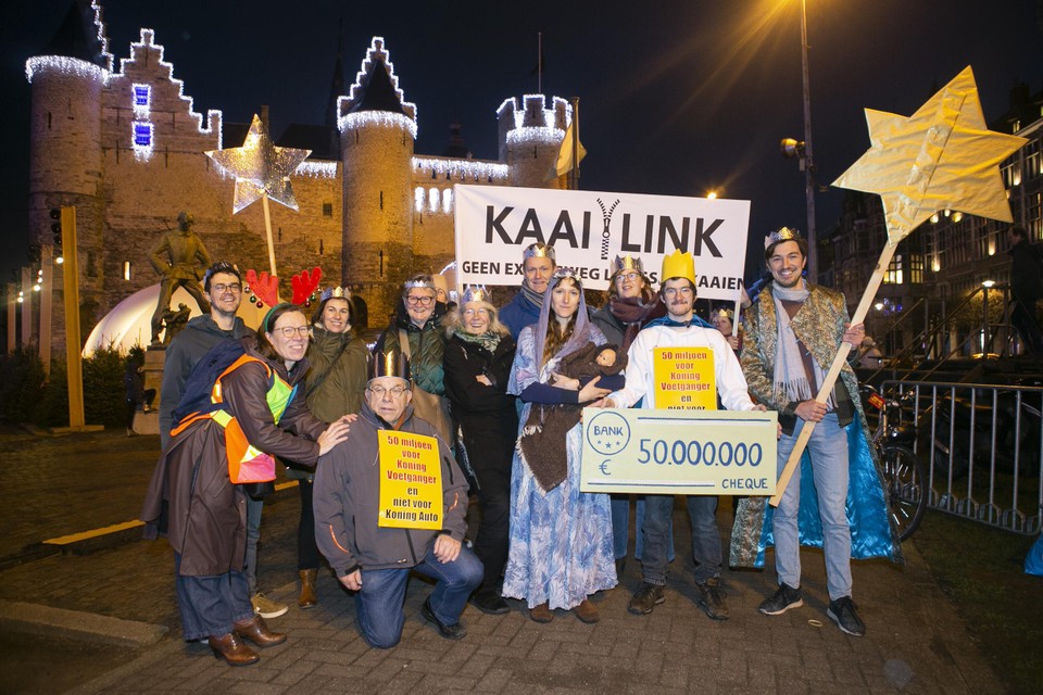 De burgerbeweging KaaiLink protesteerde rond driekoningen nog tegen de komst van een tunnel.
