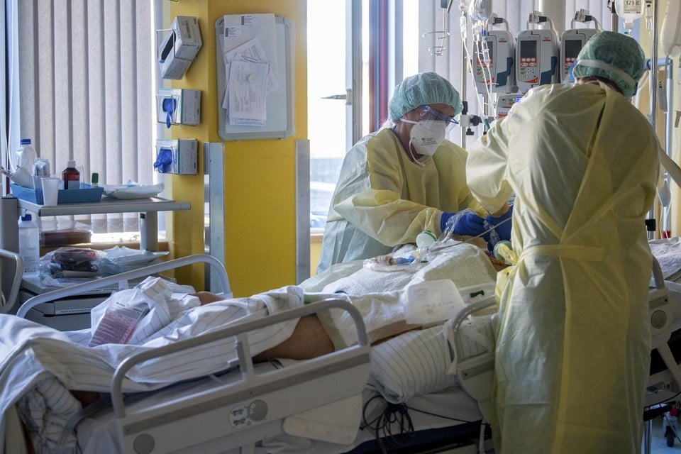 In de vier Kempense ziekenhuizen samen zijn nu al 80% van de 154 bedden voor coronapatiënten ingenomen. 
