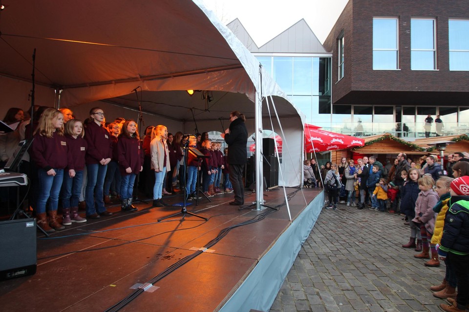 De kerstmarkt van Edegem zal ook optredens toelaten.
