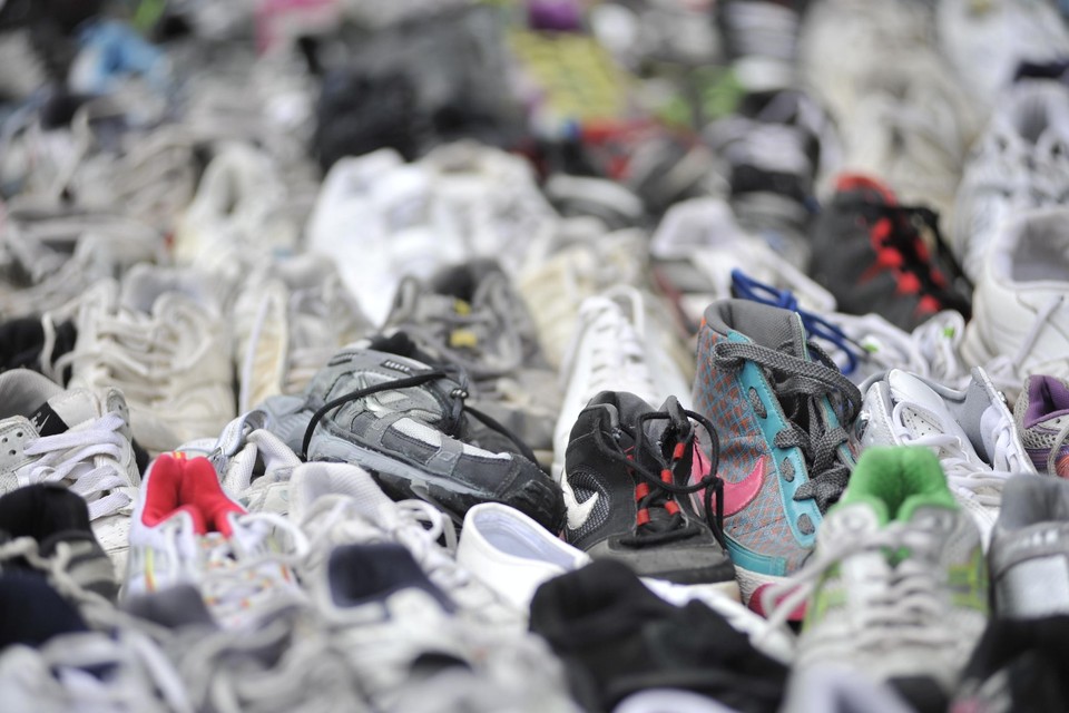 Beter Schijnen ingenieur Nike belooft te recycleren in Meerhout, maar voert schoenen naar  versnipperaars in Herenthout | Gazet van Antwerpen Mobile