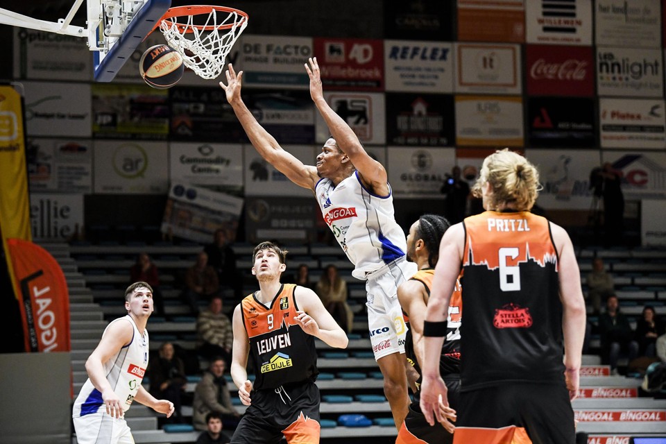 Bij afwezigheid van Brian Fobbs was het deze Richmond Aririguzoh die Kangoeroes Mechelen bij de hand nam.
