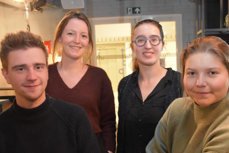 Vincent De Boeck, Lore Jacobs, Astrid Witters en Anke Lettanie vormen het collectief Firma Vink. 