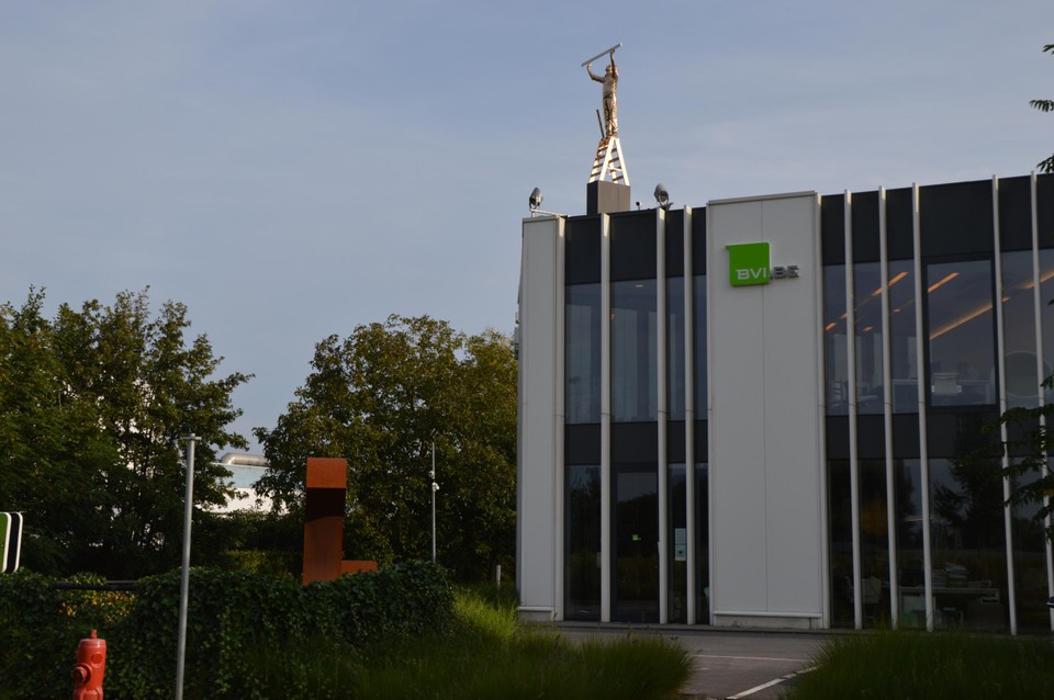 ‘De man die de wolken meet’ van Jan Fabre.