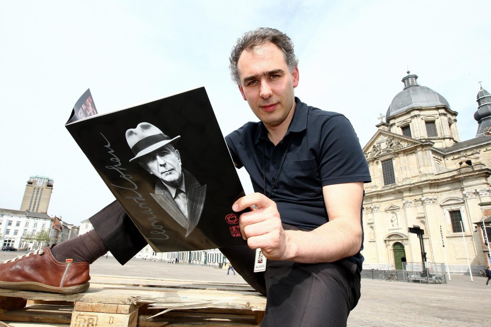 Pascal Van De Velde haalde Leonard Cohen in 2012 naar het Gentse Sint-Pietersplein. Andere wereldsterren zouden volgen. 