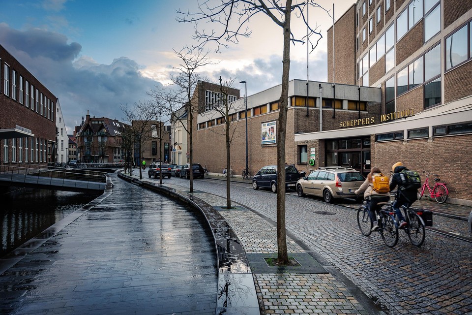 Met een subsidie van ruim 86.000 euro worden in het Scheppersinstituut in Mechelen ramen vervangen.