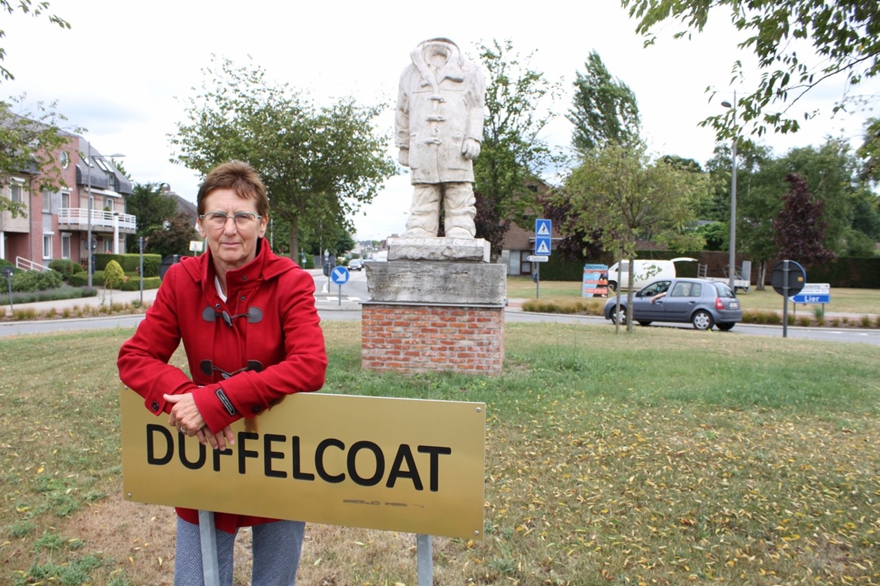 Bedreven Beoefend biologie Waar ergens staat die fabriek van de duffelcoats?” (Duffel) | Gazet van  Antwerpen Mobile