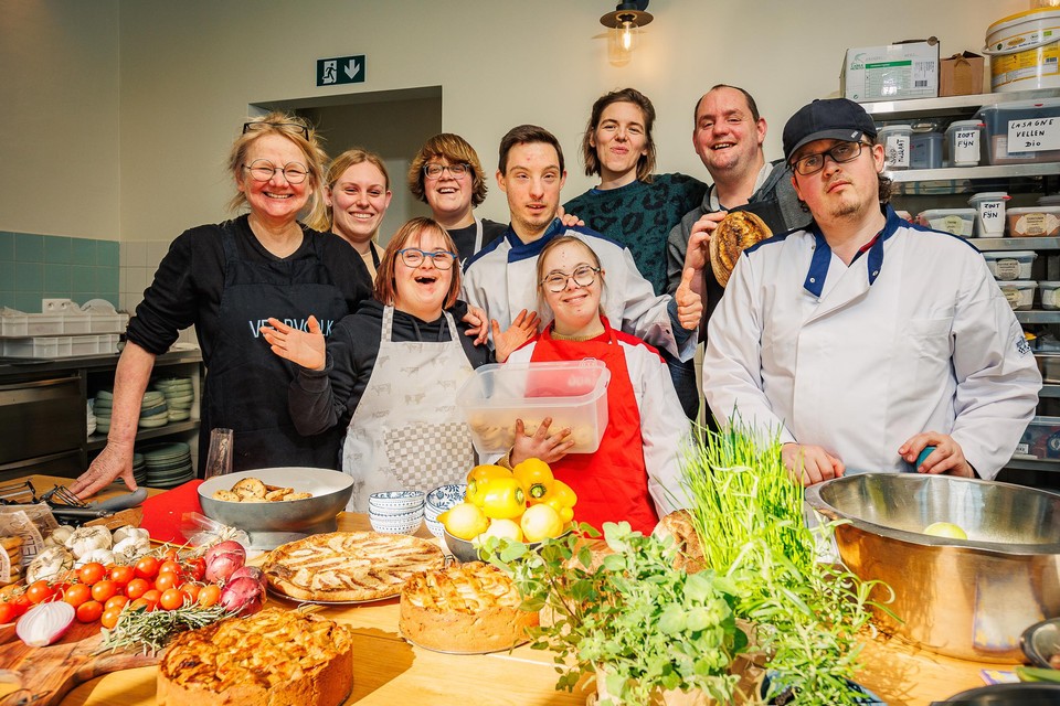 De ploeg van Veldvolk maakt lekker eten met een geheim maar doorslaggevend ingrediënt.