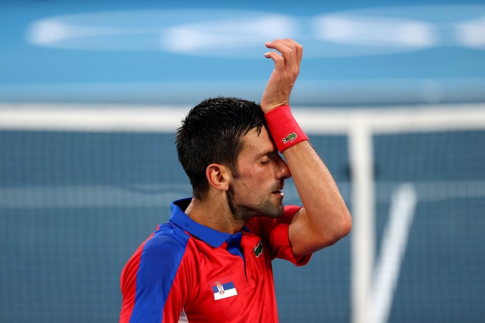 De wedstrijd te veel voor Djokovic, die volledig uitgeput was op het einde van de halve finale tegen Zverev. 