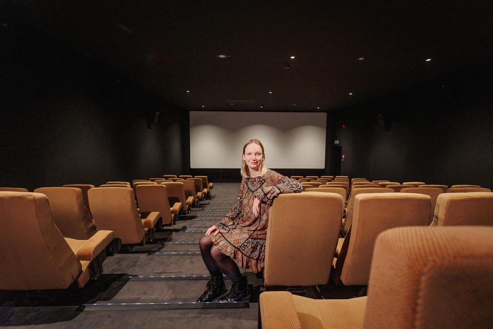 Theater manager Ingeborg Verstappen: “De bezoekerscijfers voor de Belgische natuurfilm Onze Natuur zijn echt heel hoog. Qua cijfers kunnen we mee met de grotere bioscopen.” 