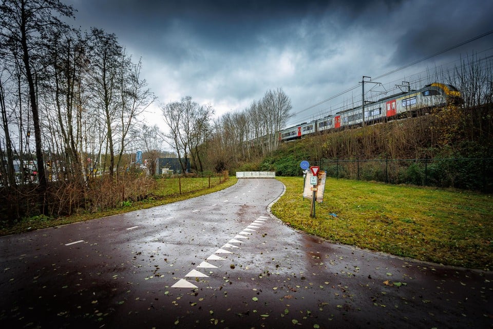 Op de grens van Mechelen met Zemst loopt de fietssnelweg vandaag nog dood.