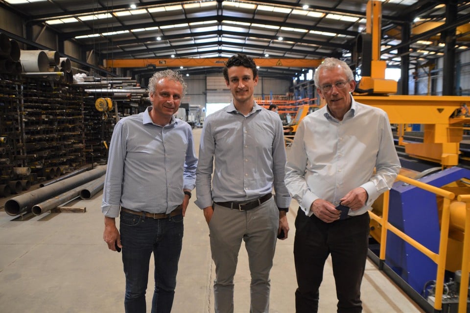 Vincent, William en Pierre Struyf in de werkplaats in Oelegem (Ranst).