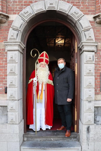 De pers kon een glimp opvangen van de ontmoeting.