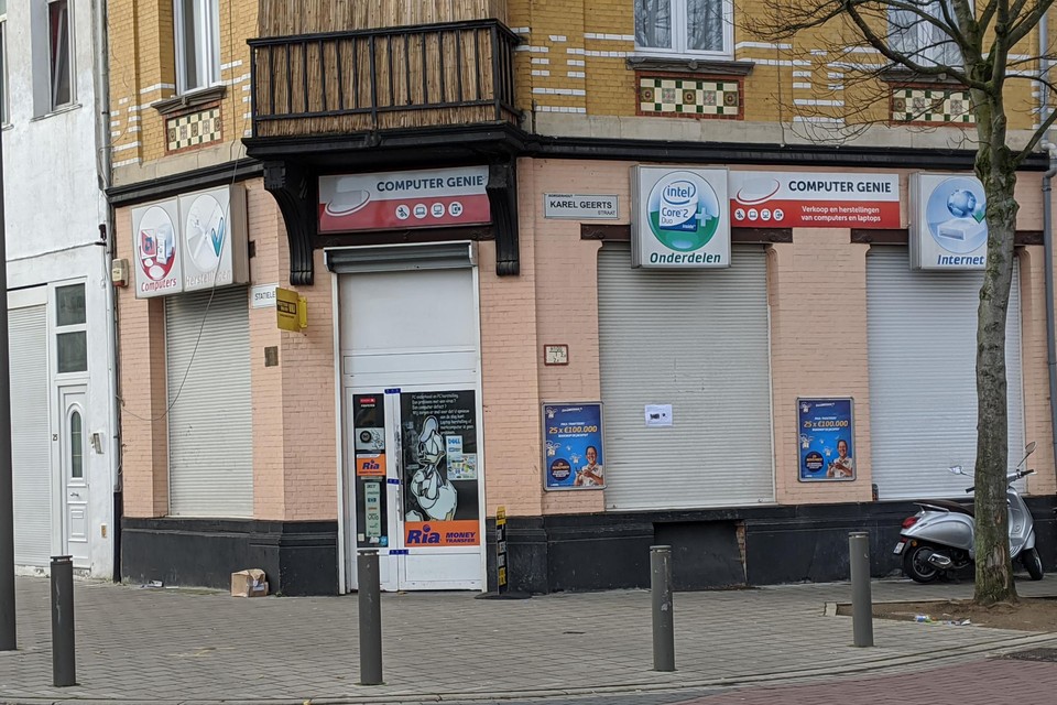De winkel van Mohamed B. in Borgerhout.