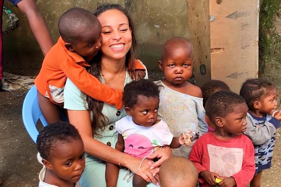 Emilie Eeman (foto) wil samen met haar oudere zus Christel een weeshuis in Congo uitbouwen. 