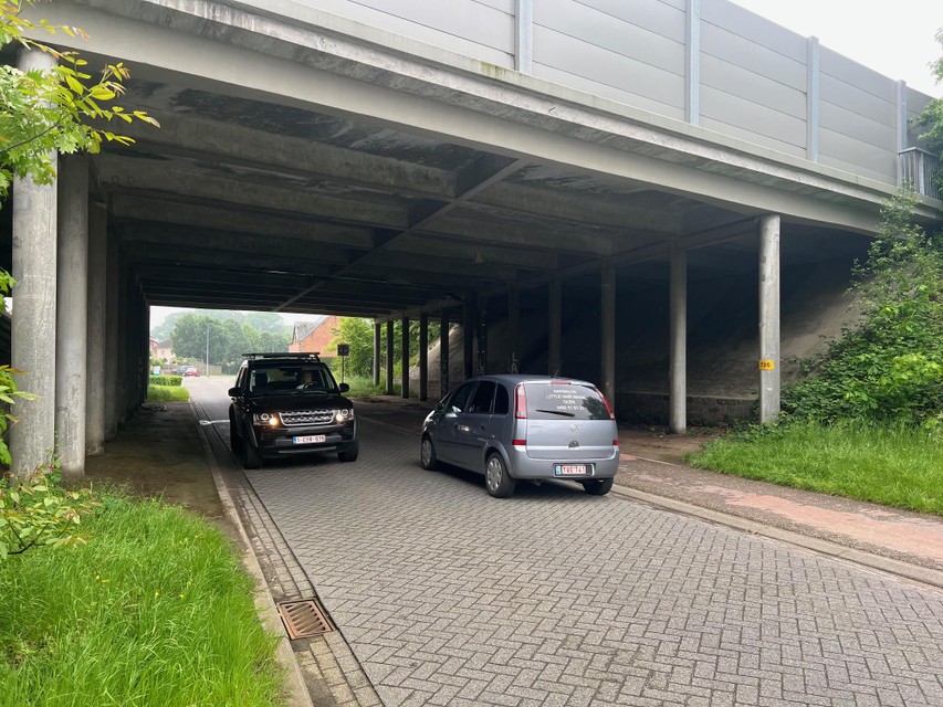 Heel wat bruggen in Vlaanderen dateren van de bouwpiek in de jaren 60 en 70 en zijn nu sterk verouderd. Zo ook Ven/Schaatbergen in Olen.
